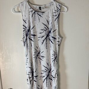 Sleeveless Tie-Dye Shift Short Dress - White & Black